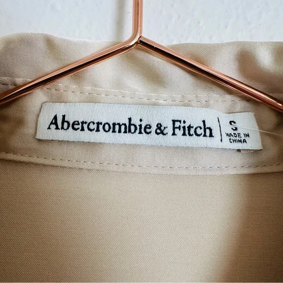 New Abercrombie & Fitch Cream Satin Elegant Long Sleeve Button Down Shirt - Picture 13 of 15